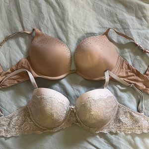 2 victoria secret bras 34DD